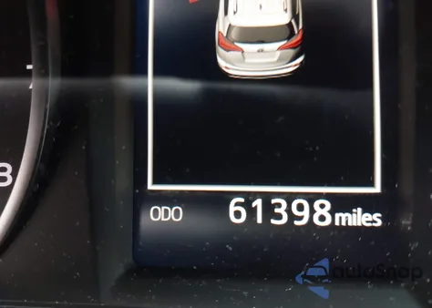 2018 Toyota Rav4 Xle z USA, uszkodzony, nr VIN 2T3RFREV2JW790087